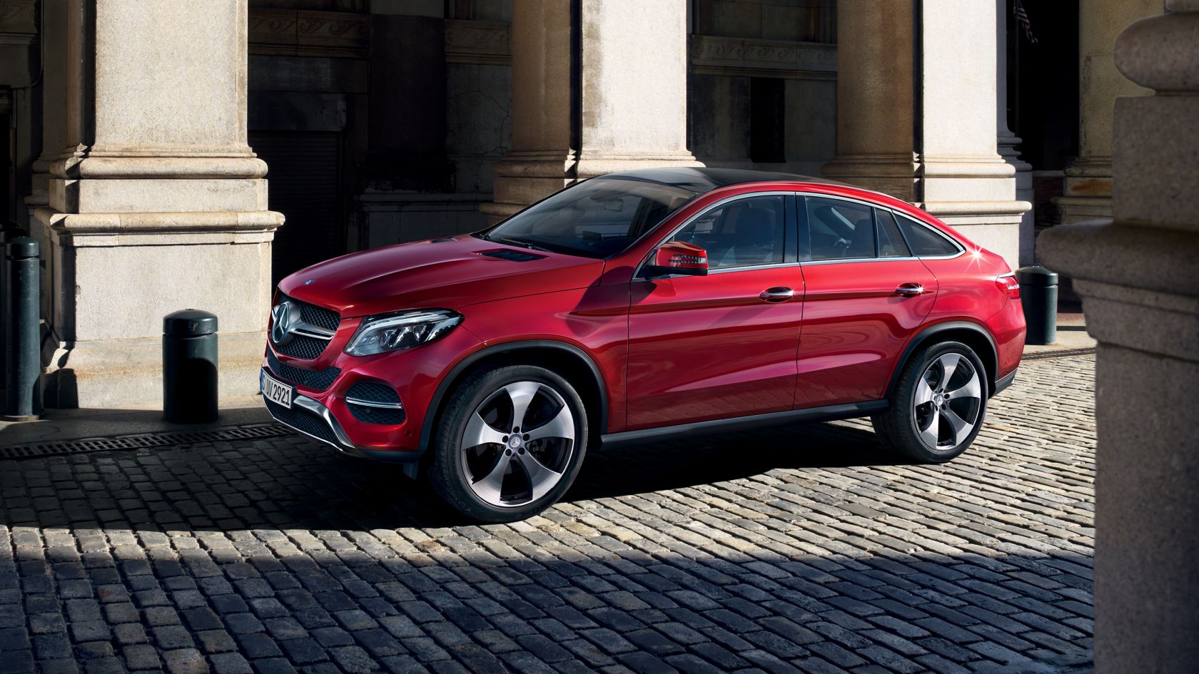 Mercedes Benz GLE Coupe ราคา 7,290,000 บาทใหม่ ตารางผ่อนดาวน์