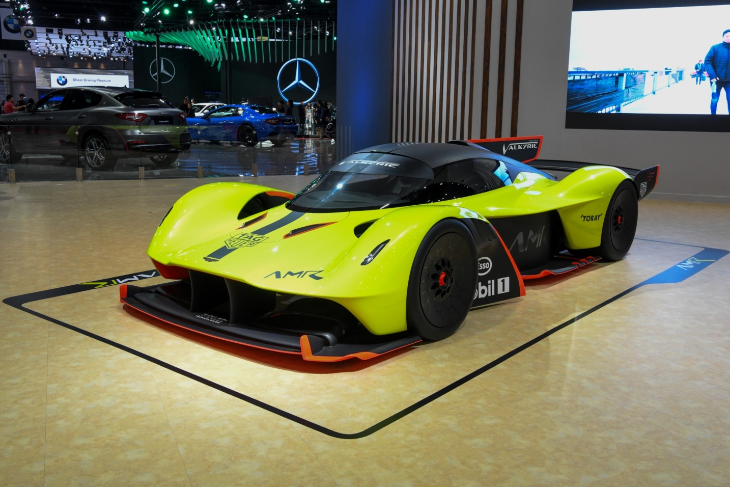 Aston Martin Valkyrie AMR Pro ไฮเปอร์คาร์ ราคา  300 ล้านบาท แรงสุดในงาน Motor Show 2019