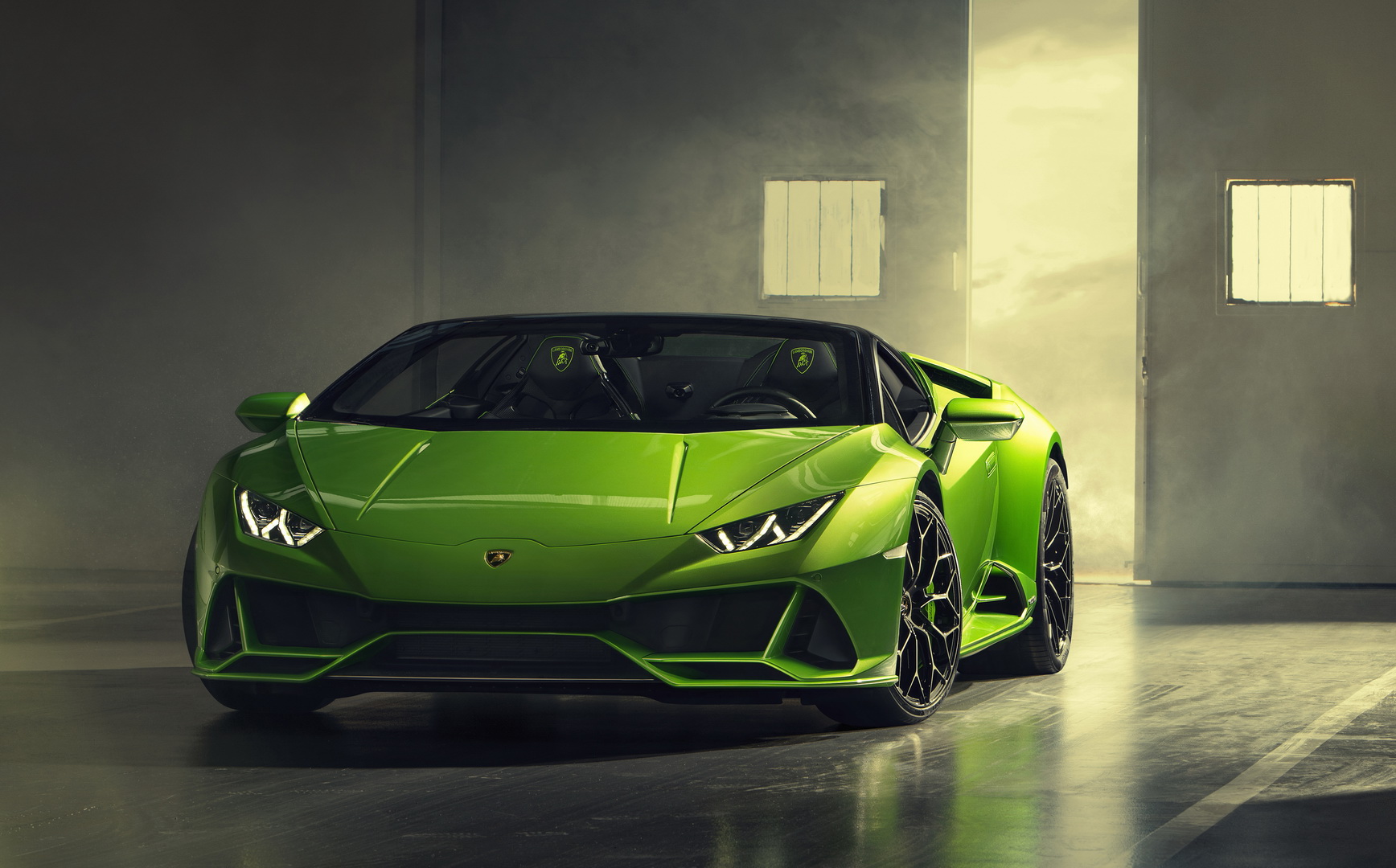 Lamborghini Huracan Evo Spyder ตัวใหม่เคาะราคา 7.2 ล้านบาท