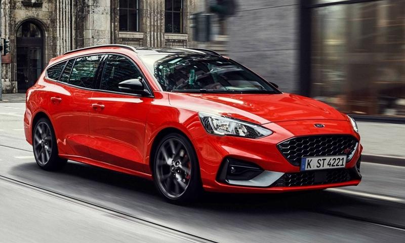 Ford Focus ST Wagon เครื่องแรง เคาะราคา 1.23 ล้านบาทในอังกฤษ