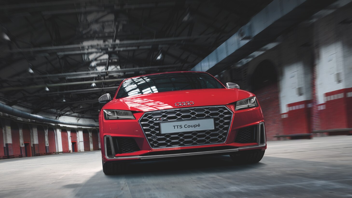 Audi TTS Coupe’ quattro ราคา 4,669,000 บาท รุ่นนำเข้าขายไทย