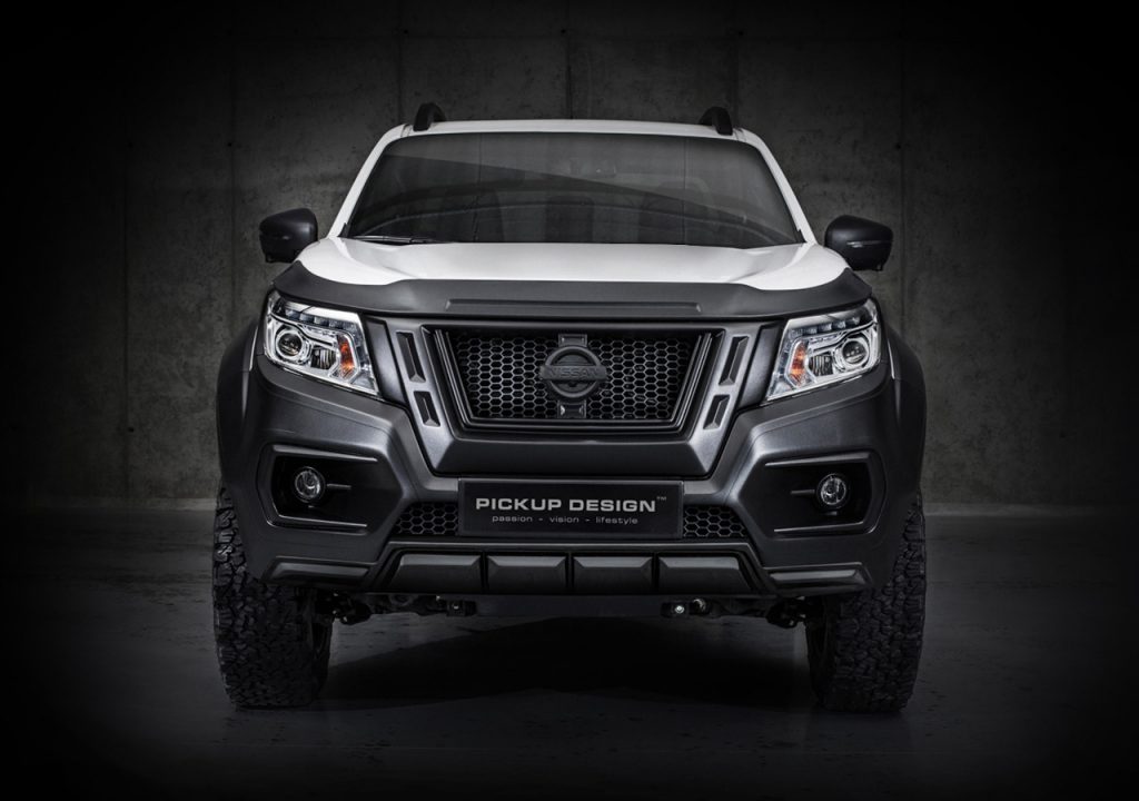 Nissan Navara Navy - Carlex Design