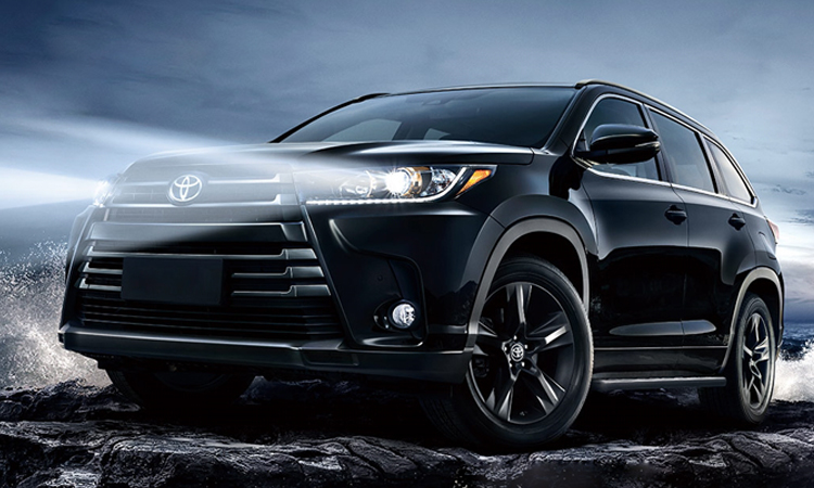 ชุดแต่งพิเศษ​ Toyota Highlander Knight SUV​ 7​ ​ที่​นั่ง​ อัศวินดำ ในจีน