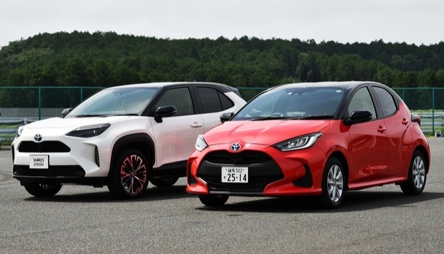 เทียบภาพ TOYOTA YARIS และ YARIS CROSS ใหม่ การออกแบบที่แตกต่าง