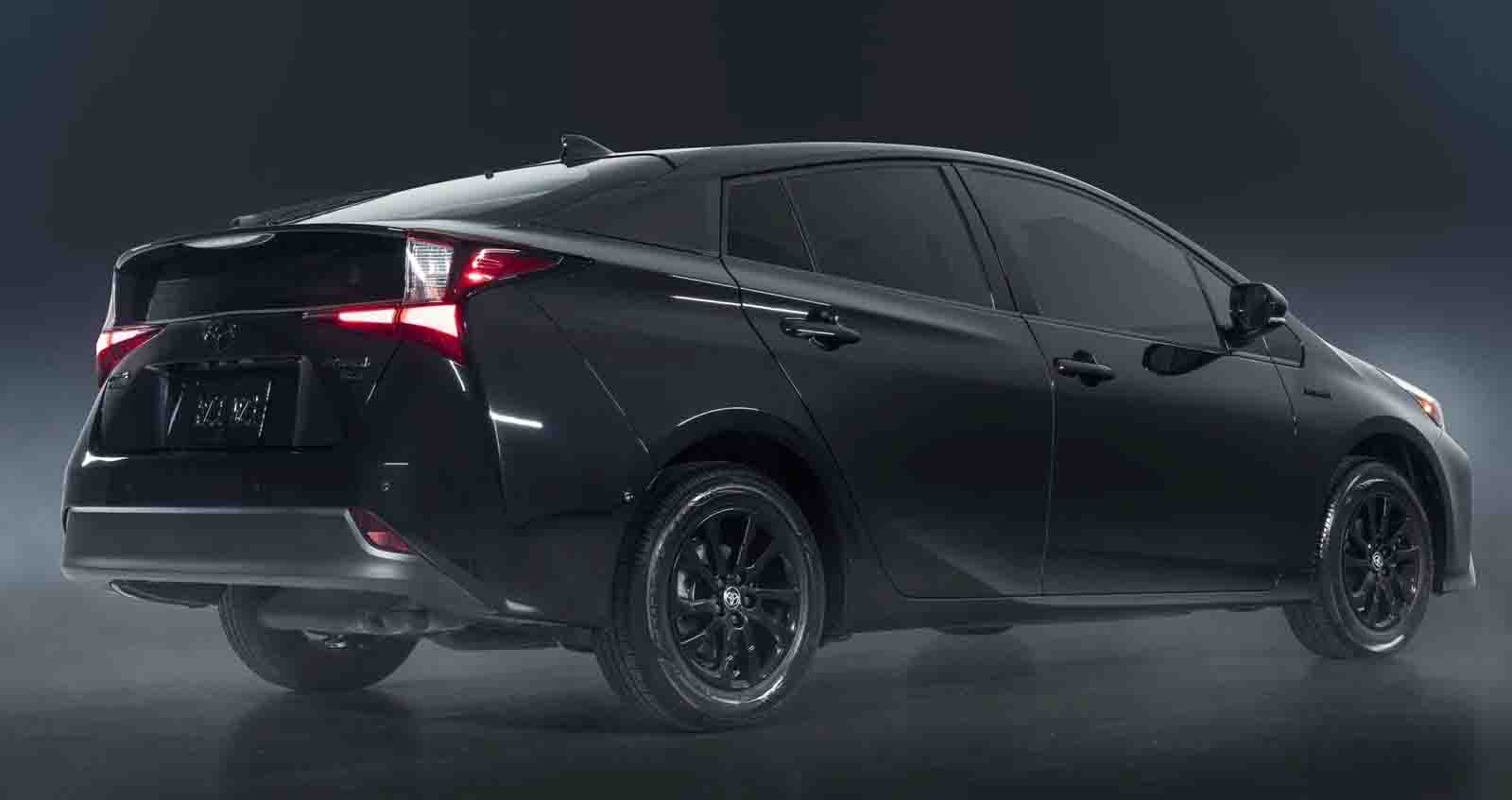 เปิดตัว Toyota Prius Nightshade Edition รุ่นพิเศษ ก่อนเปิดตัวเจนใหม่