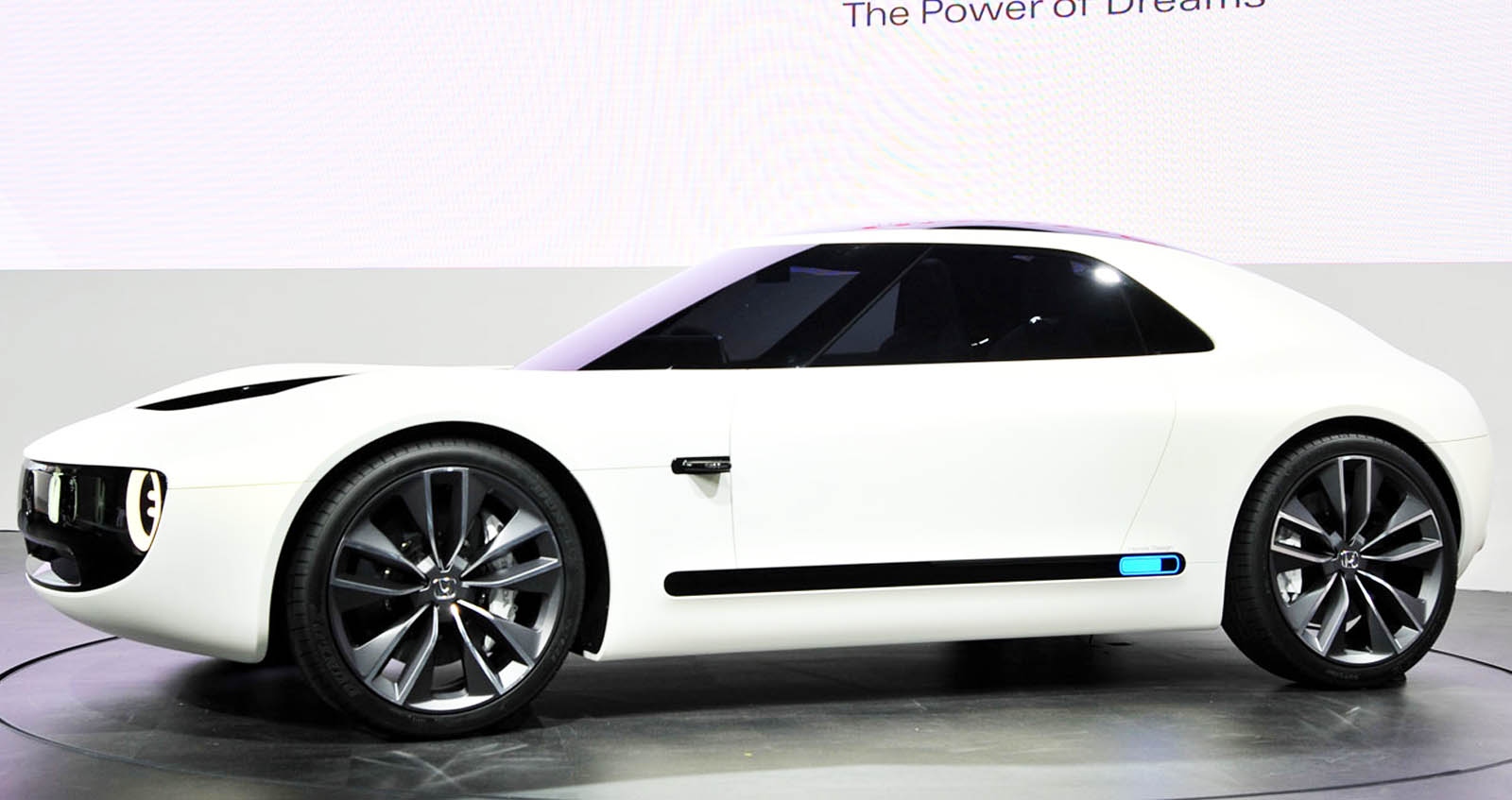 HONDA ร่วมมือกับ Google เพื่อฝังบริการที่เชื่อมต่อในรถยนต์รุ่นใหม่