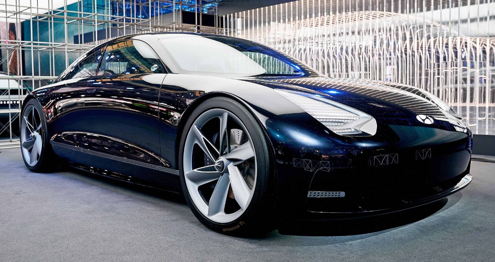 ในปี 2045 Hyundai จะขายแค่รถยนต์พลังงานไฟฟ้า EV