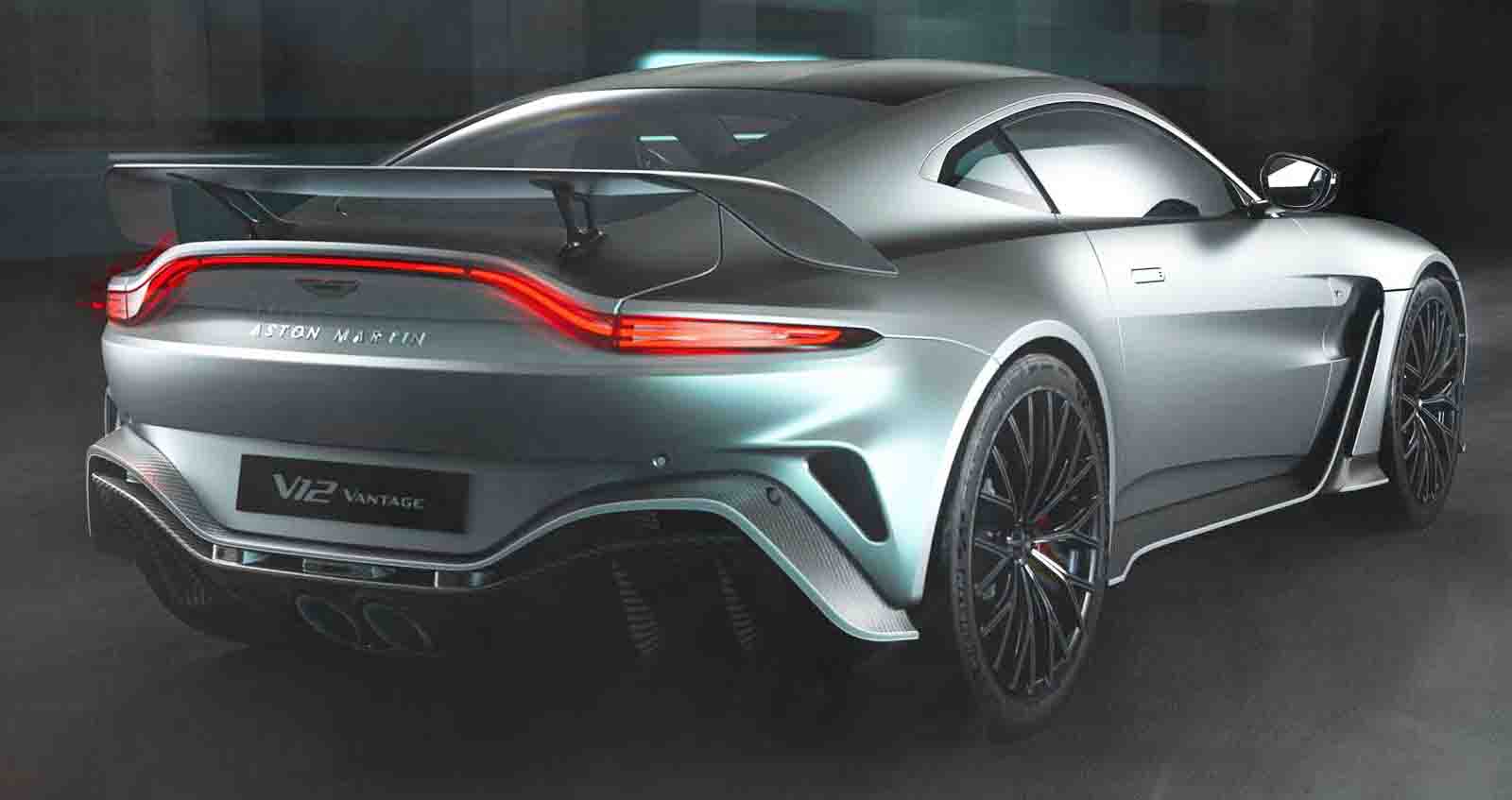 เปิดตัว Aston Martin V12 Vantage 690 แรงม้า อันทรงพลัง