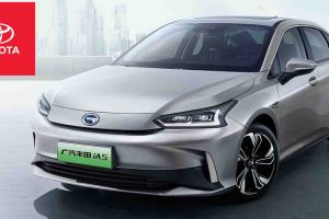 เปิดตัว TOYOTA iA5 ปรับปรุงใหม่ ซีดานไฟฟ้า 580 กม./ชาร์จ NEDC ราคา 821,000 บาท ในจีน