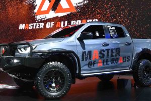 รวมภาพ ISUZU V-CROSS 4x4 MASTER OF ALL ROAD ในงาน มอเตอร์โชว์ 2022