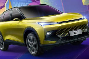 BAIC X6 ใหม่ 1.5T 188 แรงม้า ราคา 546,000 - 817,000 บาท ในจีน