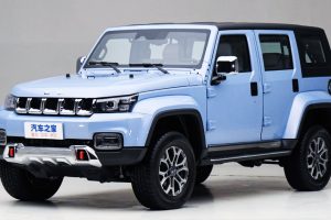 BAIC BJ40 City Hunter Edition 2.0T 224 แรงม้า ราคา 866,000 - 1,028,000 บาท ในจีน