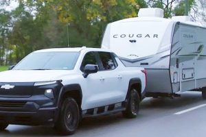 ทดสอบวิ่ง Chevrolet Silverado EV Work Truck กระบะไฟฟ้า 643 กม./ชาร์จ ในสหรัฐฯ