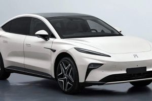 Roewe F7 Coupe ไฟฟ้าใหม่ 500 - 600 กม./ชาร์จ CLTC ก่อนเปิดตัวในจีน