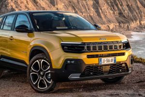 เปิดตัว JEEP Avenger SUV รถยนต์ไฟฟ้า 400 กม./ชาร์จ WLTP ราคาล้านต้นๆ