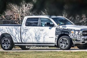 ทดสอบวิ่ง RAM 1500 กระบะไฟฟ้าขนาดใหญ่ ก่อนเปิดตัวกลางเดือนหน้า ในสหรัฐฯ