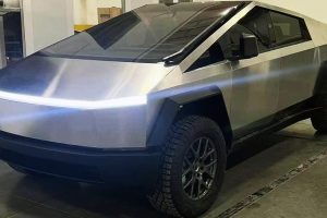 ยอดจองกว่า 1.5 ล้านคัน อาจรอรถนานถึง 8 - 10 ปี Tesla Cybertruck กระบะไฟฟ้า ผลิตปลายปีหน้า
