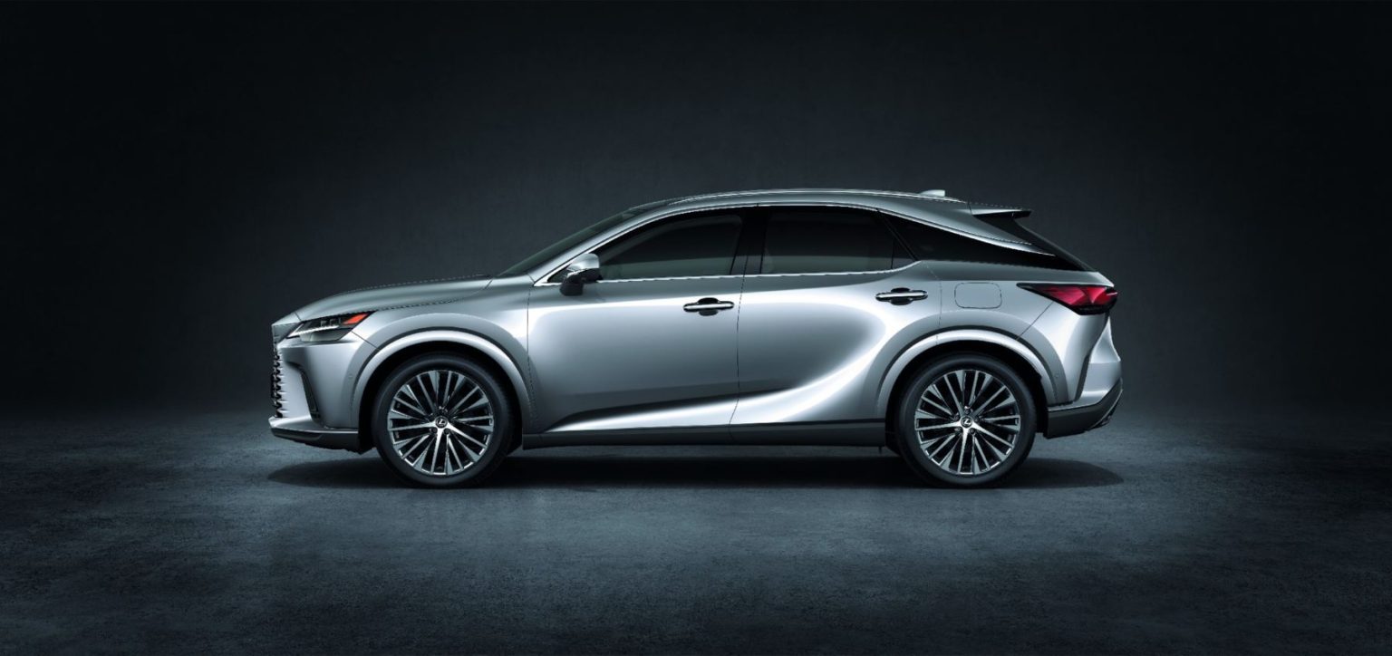 เปิดราคาในไทย Lexus RX 450h+ AWD ปลั๊กอินไฮบริด วิ่งไฟฟ้า 87 กม./ชาร์จ ...