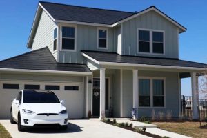 หมู่บ้าน Tesla Neighborhood ในสหรัฐฯ กว่า 12,000 หลังใช้หลังคาโซลาร์ พร้อม Powerwall ทุกหลัง