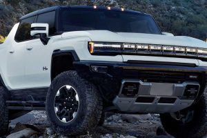 พร้อมส่งมอบต้นปีนี้ GMC HUMMER EV กระบะไฟฟ้า แบตใหญ่ 212kWh ในสหรัฐฯ