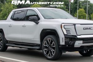 ทดสอบวิ่ง GMC Sierra EV Denali Edition 1 644 กม./ชาร์จ EPA กระบะไฟฟ้าในสหรัฐฯ