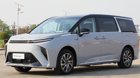 เผยโฉมในไทยพรุ่งนี้ NEW MG MAXUS 9 MPV ไฟฟ้าใหม่ 440 กม./ชาร์จ WLTP