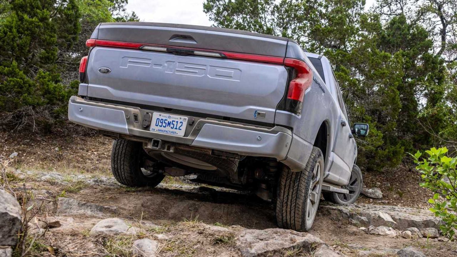 เปิดตัวปี 2025 FORD Project T3 กระบะไฟฟ้าเจเนอเรชันถัดไป ของฟอร์ด - รถ