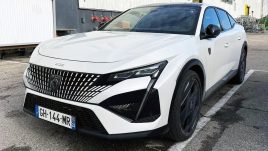 ขายไทย 2,790,000 บาท PEUGEOT 408 ปลั๊กอินไฮบริด 1.6T วิ่งไฟฟ้า 67 กม. WLTP