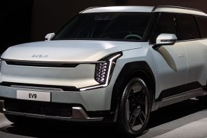 เปิดตัวเวอร์ชั่นจำหน่ายจริง All-NEW KIA EV9 ไฟฟ้า 480 กม./ชาร์จ