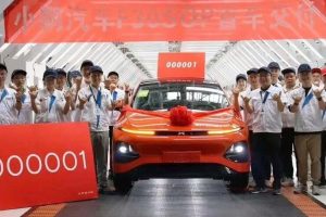 ออกจากสายการผลิตในจีน XPeng G6 SUV-Coupe EV ชาร์จ 10 นาทีวิ่งได้ 300 กม.