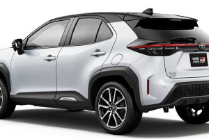 31.1 กม./ลิตร WLTC TOYOTA YARIS CROSS GR SPORT ในญี่ปุ่น 590,000 - 685,000 บาท 1.5 ไฮบริด