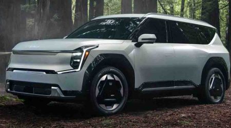เปิดขายรุ่นเริ่มต้นในสหรัฐฯ KIA EV9 SUV ไฟฟ้า 3 แถว เริ่ม 2.01 ล้านบาท RWD 215 แรงม้า 480 กม./ชาร์จ