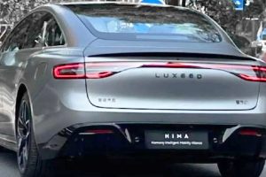 ภาพคันจริง Huawei Luxeed S7 ซีดานคูเป้ไฟฟ้า คู่แข่ง HONDA ACCORD , CAMRY