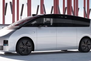 ก่อนการเปิดตัว Li Auto MEGA MPV ไฟฟ้าในจีน ชาร์จ 10 นาทีวิ่งได้ 400 กม. * อิงจากทดสอบวิ่ง