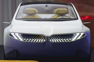 BMW Vision Neue Klasse ไฟฟ้าต้นแบบ ก่อนผลิตจริงในปี 2025