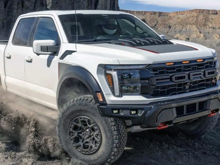 เปิดตัว Ford F-150 Raptor R V8 ปรับปรุงใหม่ ให้กำลัง 720 แรงม้า ในสหรัฐฯ