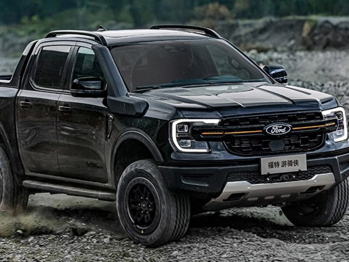 ราคาเริ่มต้น 714,000 บาทในจีน FORD RANGER 2.3T 183 แรงม้า 6MT รุ่น 4 ประตู