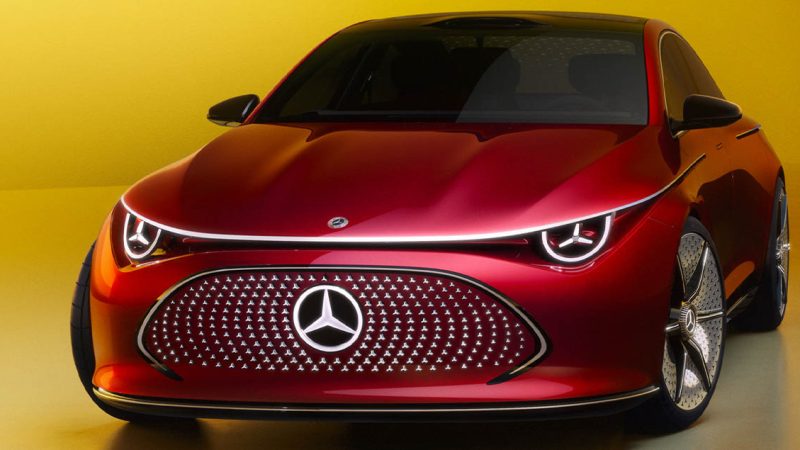 Mercedes-Benz ชะลอแผนสร้าง EV และ สร้างสันดาป ICE ต่อไป แม้ว่ายอดขาย EV เพิ่มขึ้นปีที่แล้ว