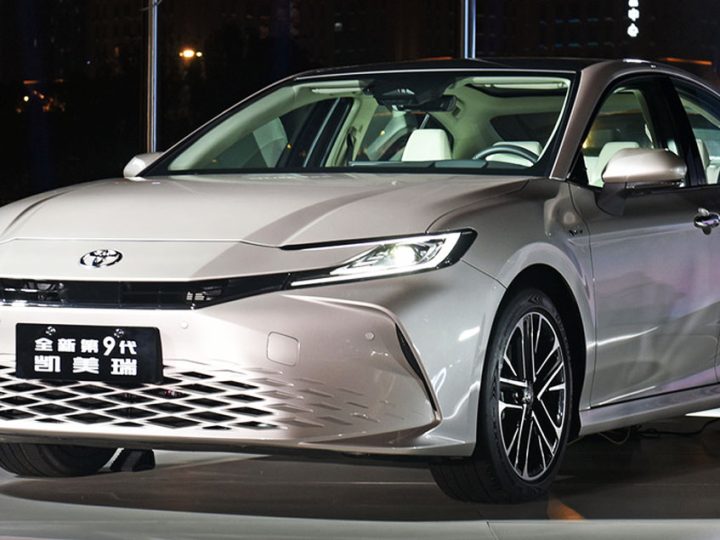 เปิดราคา 1.10 ล้านบาท TOYOTA CAMRY 2.5L ไฮบริดในจีน 21.9 กม./ลิตร
