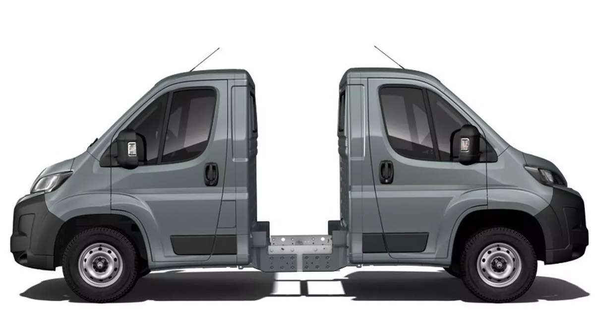 รถสองหัว Citroen Relay Back to Back เปิดขาย 1.66 ล้านบาท ในอังกฤษ