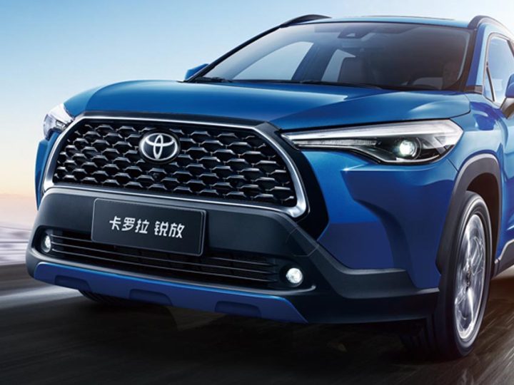 ราคาพิเศษในจีน 426,000 บาท FAW TOYOTA Corolla CROSS 2.0L 168 แรงม้า