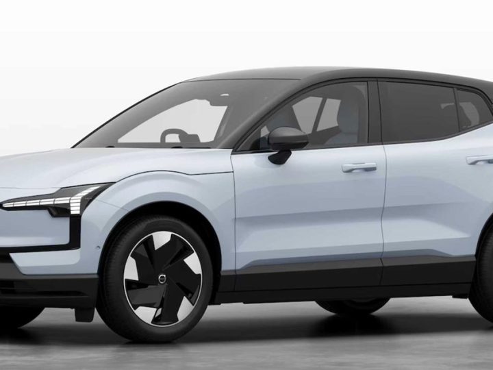 VOLVO EX30 บางรุ่นมีปัญหาซอฟต์แวร์ ในอังกฤษ ลูกค้าบางรายขอคืนเงินเต็มจำนวน