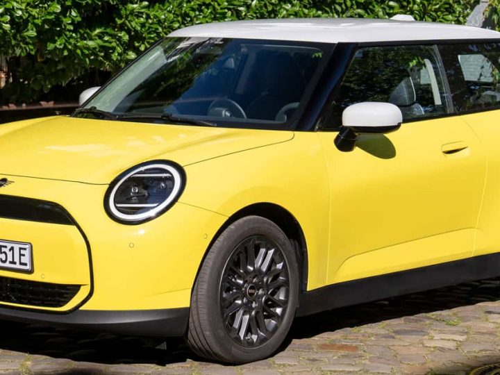 เผยราคาในไทย 1,599,000 บาท MINI Cooper SE Classic 362 กม./ชาร์จ NEDC ข้อมูล ECO STICKER