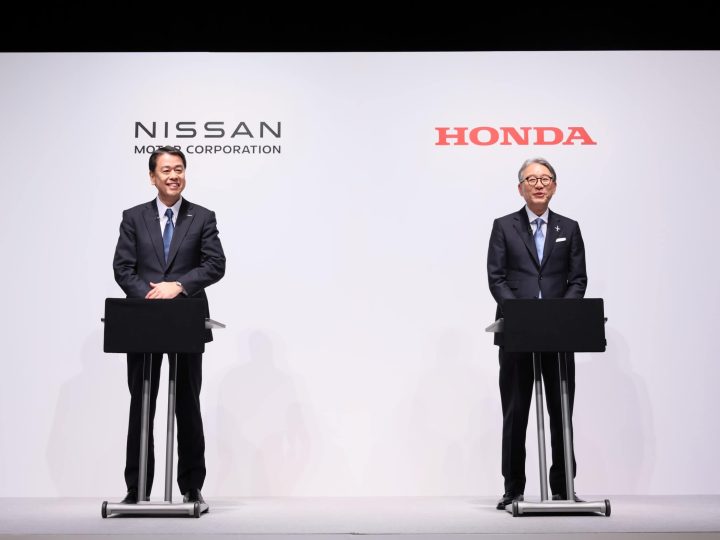 HONDA และ NISSAN กำลังควบรวมกิจการเพื่อแข่งขันกับรถยนต์ไฟฟ้าจีน รวมถึง TESLA
