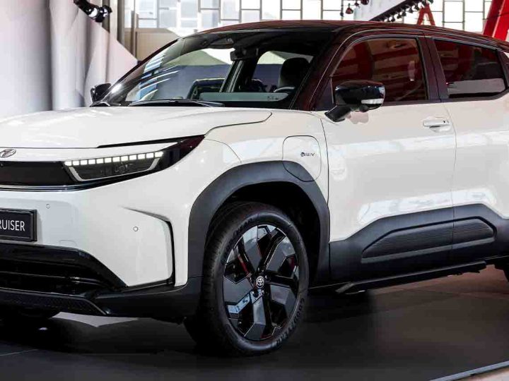 เปิดตัวอย่างเป็นทางการในยุโรป TOYOTA Urban Cruiser EV ระยะวิ่ง 400 กม./ชาร์จ WLTP