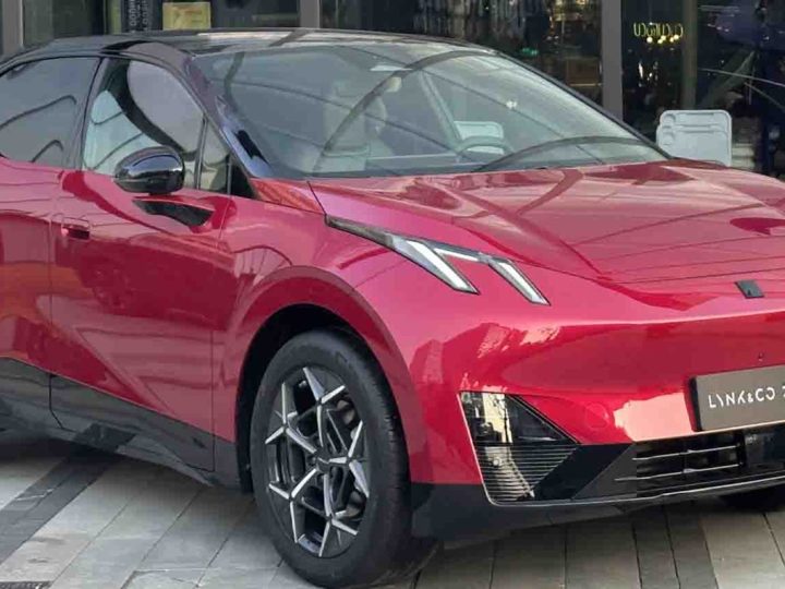 2 เดือนส่งมอบ 10,000 คัน เปิดขายจีน 633,000 บาท Lynk & Co Z20 61.47kWh 530 กม./ชาร์จ ชาร์จ DC 300KW