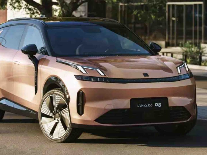 Lynk & Co 08 ปลั๊กอินไฮบริด เปิดขายยุโรป 2.28 ล้านบาท วิ่งไฟฟ้า 200 กม. จากแบต 39.5kWh