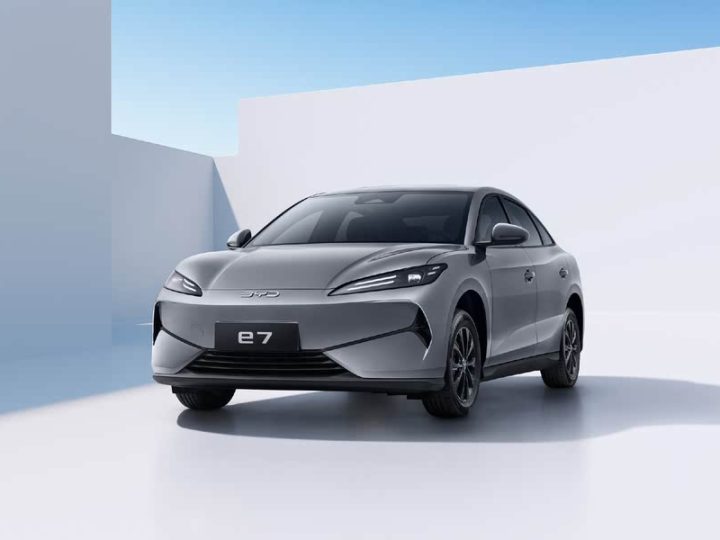 ปล่อยภาพอย่างเป็นทางการ “BYD e7” ซีดานไฟฟ้า ขนาดกลาง ในจีน