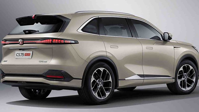 ลดราคาเหลือ 476,000 บาทในจีน Changan CS75 PLUS ใหม่ 1.5T 192 แรงม้า