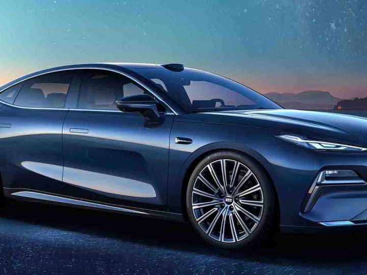 พรีเซลล์จีน 650,000 บาท Geely Galaxy Starshine 8 EM ปลั๊กอินไฮบริด ตัวถังใหญ่กว่า CAMRY
